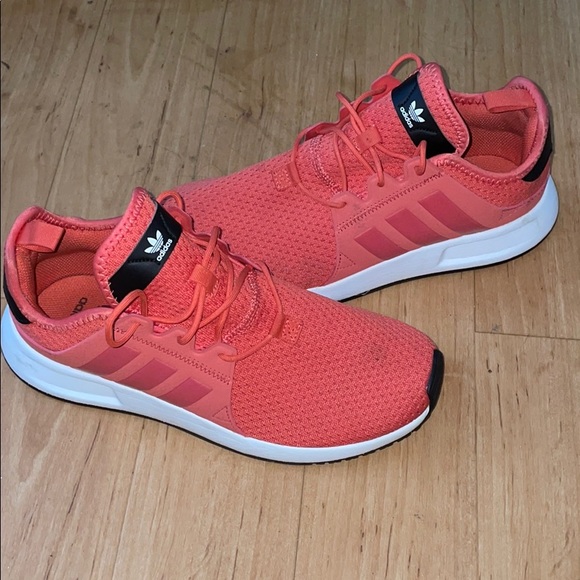 Adidas - Picture 2 of 3